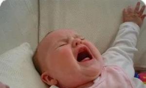 What to do if a baby cries for no reason