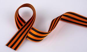 How in no case should you use the St. George ribbon and what it symbolizes How to tie a ribbon on May 9 diagram