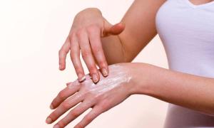 Лікування сухої шкіри на руках Сухість шкіри тріщини