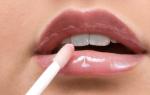 Kuidas huuli visuaalselt suurendada huulepulga, läike või pliiatsiga ja ilma meigita