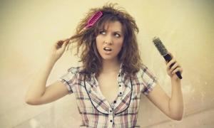 Domowe maseczki przeciw sekcji włosów